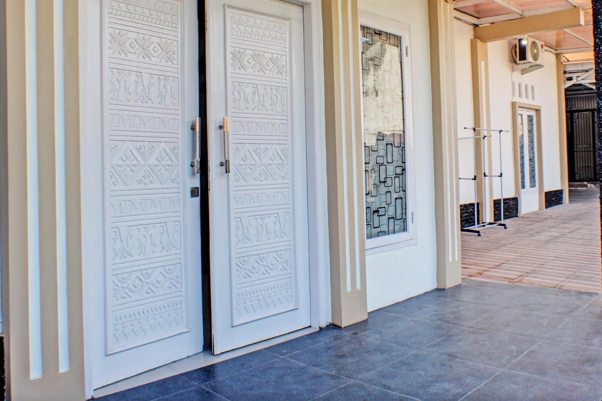 Hotel Oyo Life 93138 Anugrah Kost Syariah Bandar Lampung Exterior foto